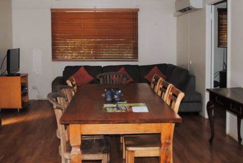 East Arnhem Real Estate - 41 Wuyal Road, Nhulunbuy  NT  0880 - Accommodation Coffs Harbour 13