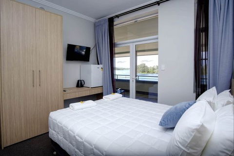 Lakes And Ocean Hotel - Accommodation Coffs Harbour 3