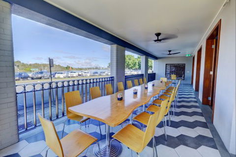 Lakes And Ocean Hotel - Accommodation Coffs Harbour 7