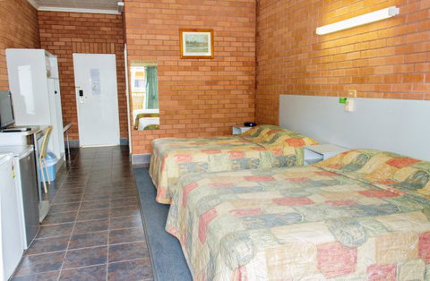 Litchfield Motel - Accommodation Coffs Harbour 2