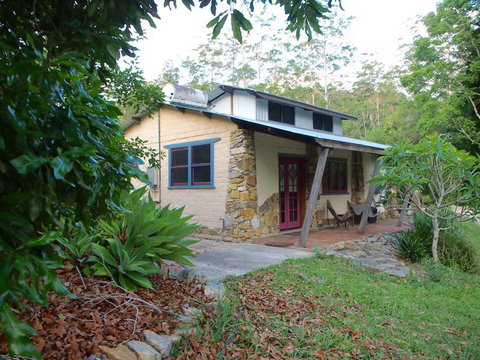 Mudbrick And Stone Hideaway Bellingen - Accommodation Coffs Harbour 0