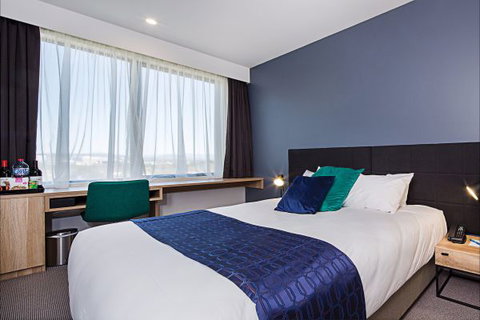 Mantra MacArthur Hotel - Accommodation Coffs Harbour 2