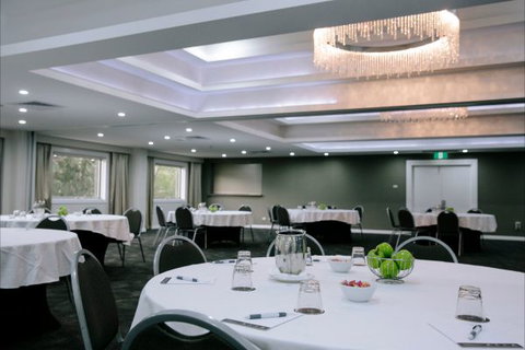Pavilion On Northbourne - Accommodation Coffs Harbour 6