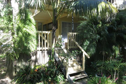 Bayview B And B - Accommodation Coffs Harbour 0