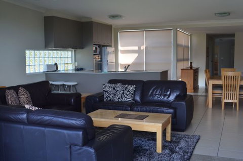 Claudis Beach Retreat Unit One - Accommodation Coffs Harbour 1