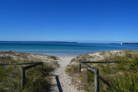 Claudis Beach Retreat Unit One - Accommodation Coffs Harbour 3