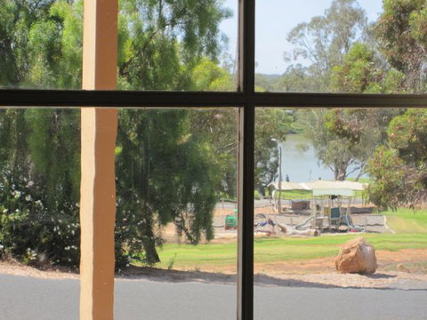 Carmines Antiques And Accommodation - Accommodation Coffs Harbour 3