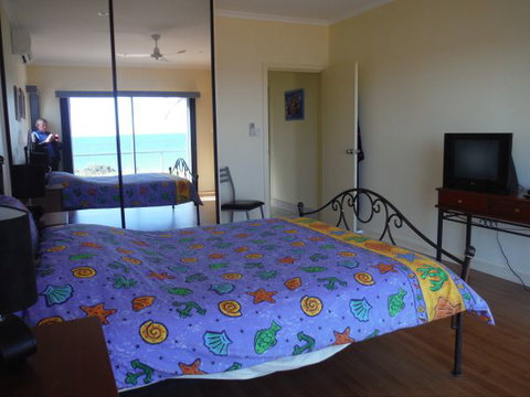 Santorini Sunset - Accommodation Coffs Harbour 3