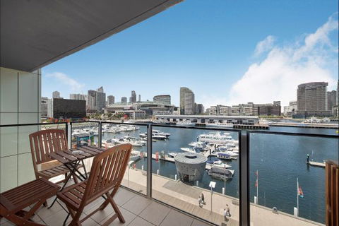 Docklands Private Collection Of Apartments Melbourne - Accommodation Coffs Harbour 4