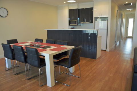 Port Lincoln City Apartment - Accommodation Coffs Harbour 1