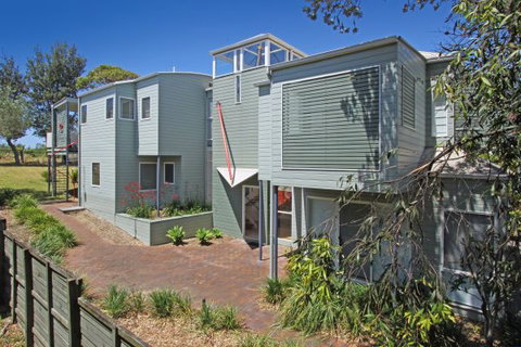 The Boathouse - Accommodation Coffs Harbour 1