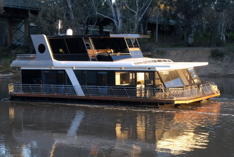 Murray River Houseboats - Accommodation Coffs Harbour 2