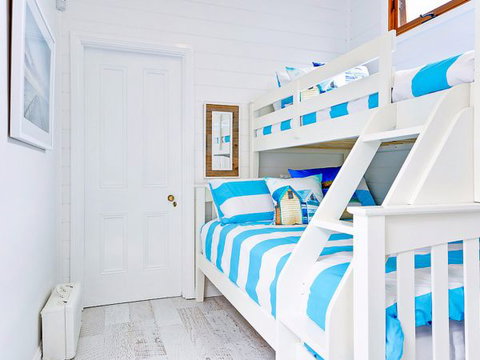 Driftwood Beach House - Accommodation Coffs Harbour 4