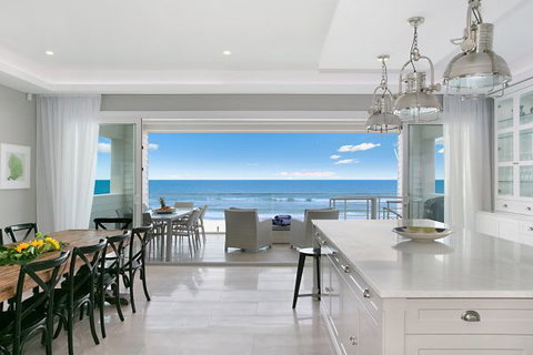 Oceans 74 - An Elite Holiday Home - Accommodation Coffs Harbour 9