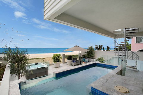 Oceans 74 - An Elite Holiday Home - Accommodation Coffs Harbour 11