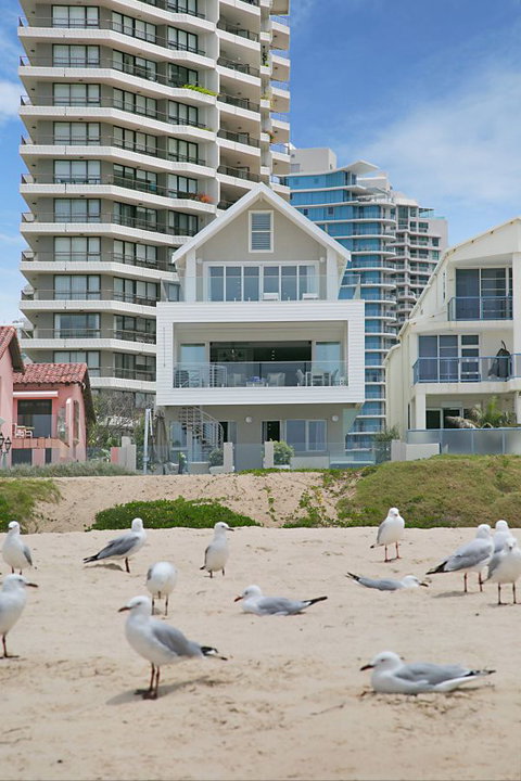 Oceans 74 - An Elite Holiday Home - Accommodation Coffs Harbour 18