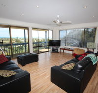 LJ Hooker Goolwa Holiday Rentals - 39 Bradford Road Goolwa Beach - Accommodation Coffs Harbour