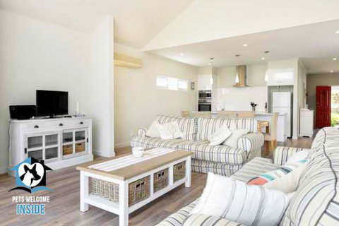 PetLet 14: 24 Seagull Avenue At Hayborough - Accommodation Coffs Harbour 1
