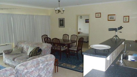 Somersea House - Accommodation Coffs Harbour 2