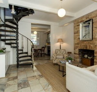 The Essence of Paddington Living - Accommodation Coffs Harbour