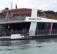 Takeme2 Houseboat - Accommodation Coffs Harbour