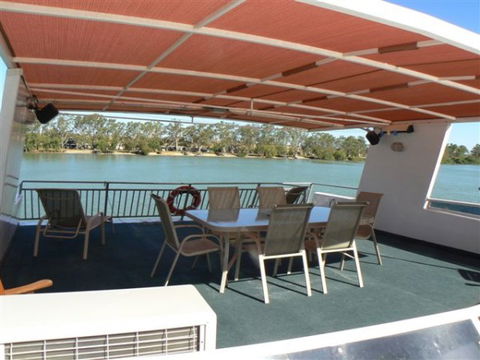 Takeme2 Houseboat - Accommodation Coffs Harbour 5