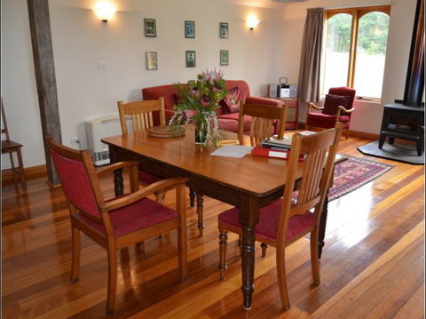 Herons Rise Vineyard Accommodation - Accommodation Coffs Harbour 5