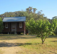 Peach Tree Cabin - Accommodation Coffs Harbour