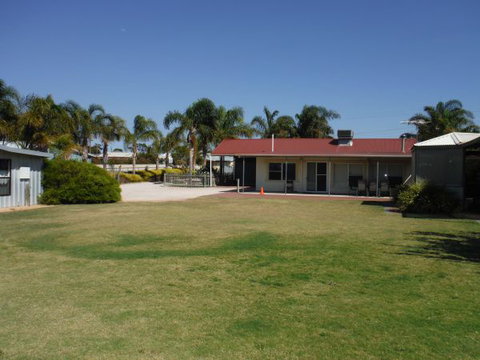 The Palms - Accommodation Coffs Harbour 0