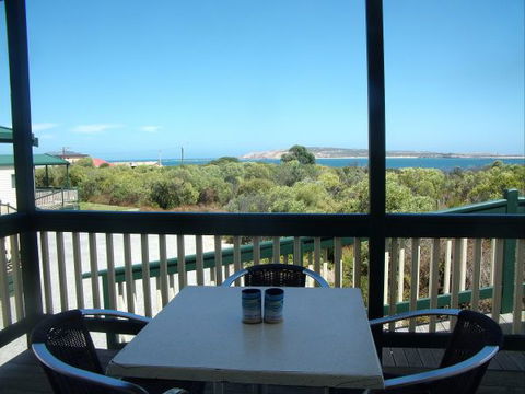 Elliston Waterloo Bay Tourist Park - Accommodation Coffs Harbour 0