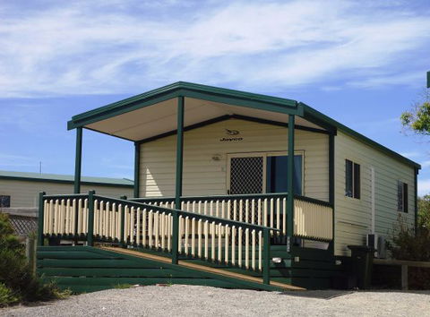 Elliston Waterloo Bay Tourist Park - Accommodation Coffs Harbour 1