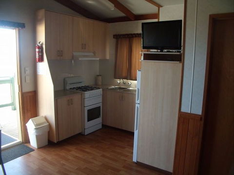 Elliston Waterloo Bay Tourist Park - Accommodation Coffs Harbour 6