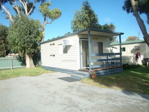Elliston Waterloo Bay Tourist Park - Accommodation Coffs Harbour 9