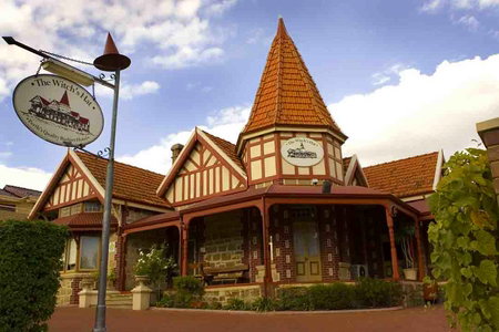 The Witchs Hat - Accommodation Coffs Harbour 0