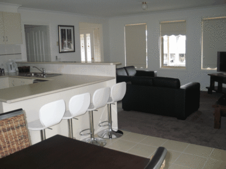 Baronga Motor Inn - Accommodation Coffs Harbour 2