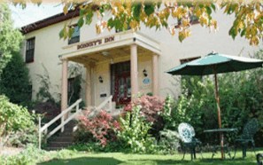 Bonney's Inn - Accommodation Coffs Harbour
