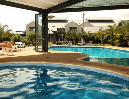 Mantra Geraldton - Accommodation Coffs Harbour 3