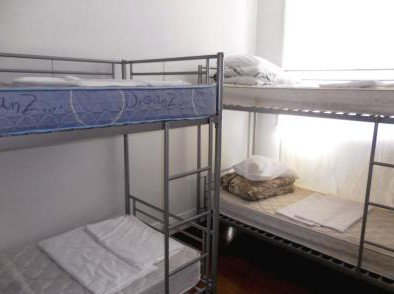 Cambridge Hotel Backpackers - Accommodation Coffs Harbour 1