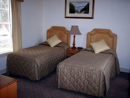 Tooms Lake TAS Accommodation Coffs Harbour