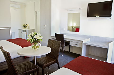 Governor Macquarie Motor Inn - Accommodation Coffs Harbour 5
