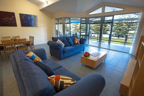 Port Lincoln Foreshore Apartments - Accommodation Coffs Harbour 3