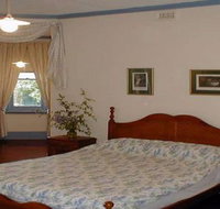 Warwick House - Accommodation Coffs Harbour