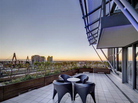Astral Tower And Residences At The Star - Accommodation Coffs Harbour 5