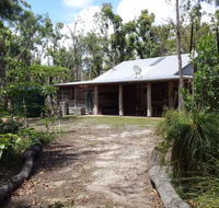 Byfield Cabins on Waterpark Creek - Accommodation Coffs Harbour