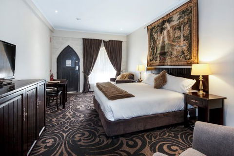 Castle Suites - Kryal Castle - Accommodation Coffs Harbour 0