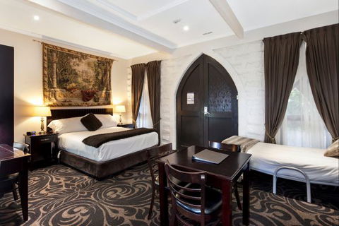 Castle Suites - Kryal Castle - Accommodation Coffs Harbour 9