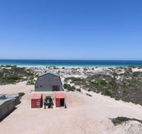 Fowlers Bay Beach House - Accommodation Coffs Harbour
