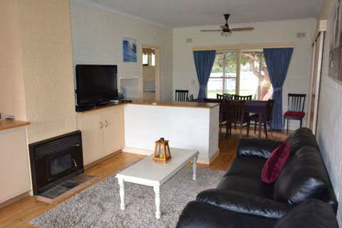 Goolwa Getaway - Accommodation Coffs Harbour 2