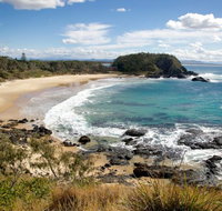 Headlands Beach House - Accommodation Coffs Harbour