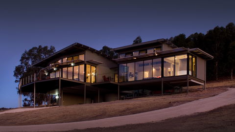 McLaren Eye - Accommodation Coffs Harbour 0